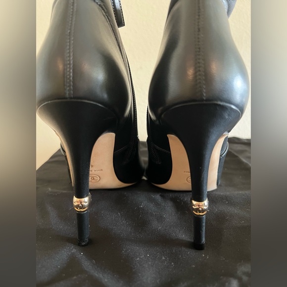 CHANEL Short Boot 19C Stretch Lambskin Leather Peep Toe Gold Cc Logo Ball Sz 40 - Picture 3 of 8